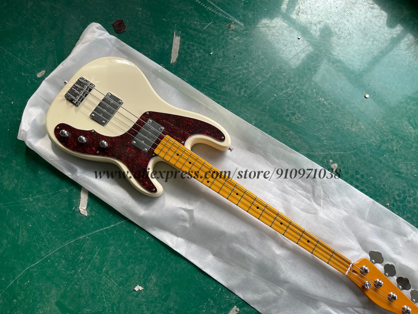 Cream bass, 4 string bass, fix - Bass Guitar Fretless ulasan dan harga