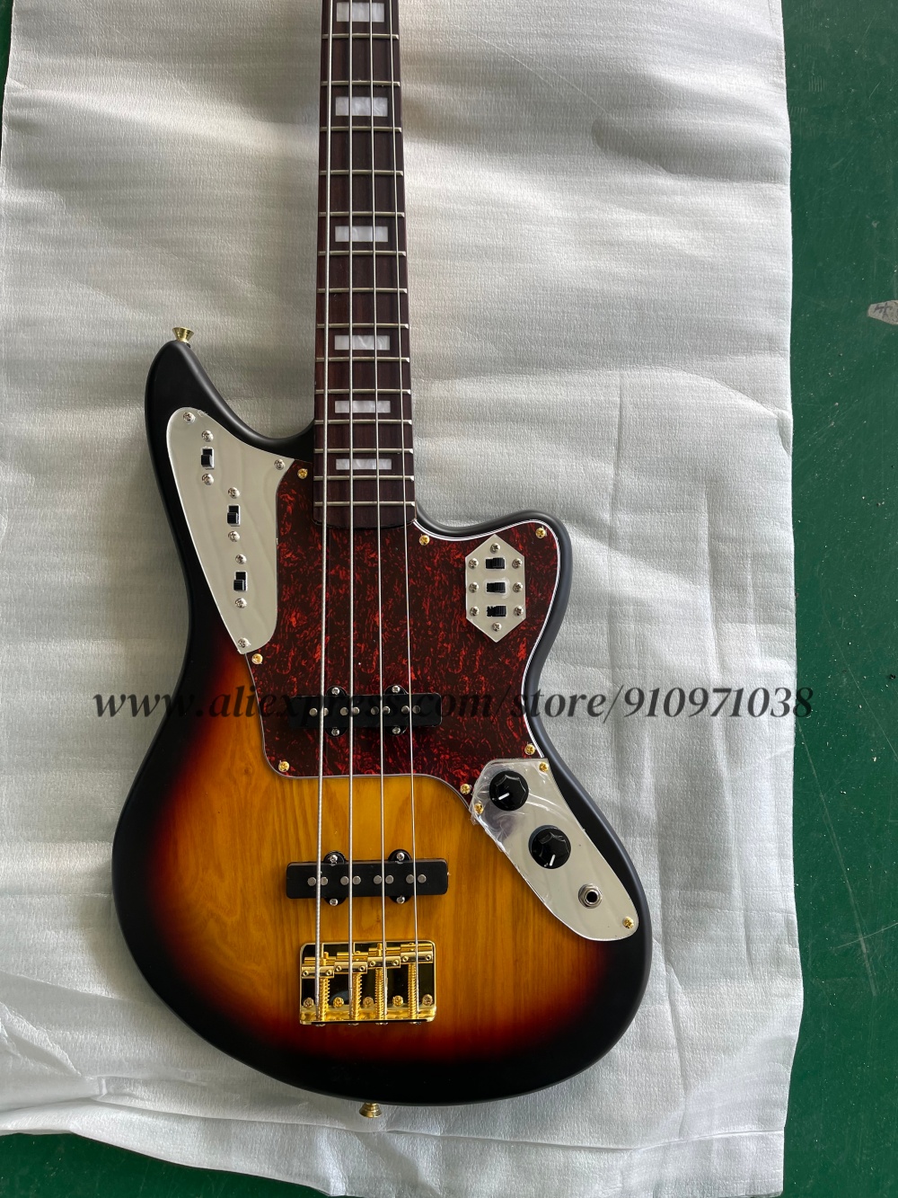 4 string matte sunset bass, fi - Bass Guitar Fretless ulasan dan harga